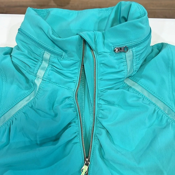 Tangerine - athletic vest with hidden zippered hood, teal, S - Picture 2 of 8